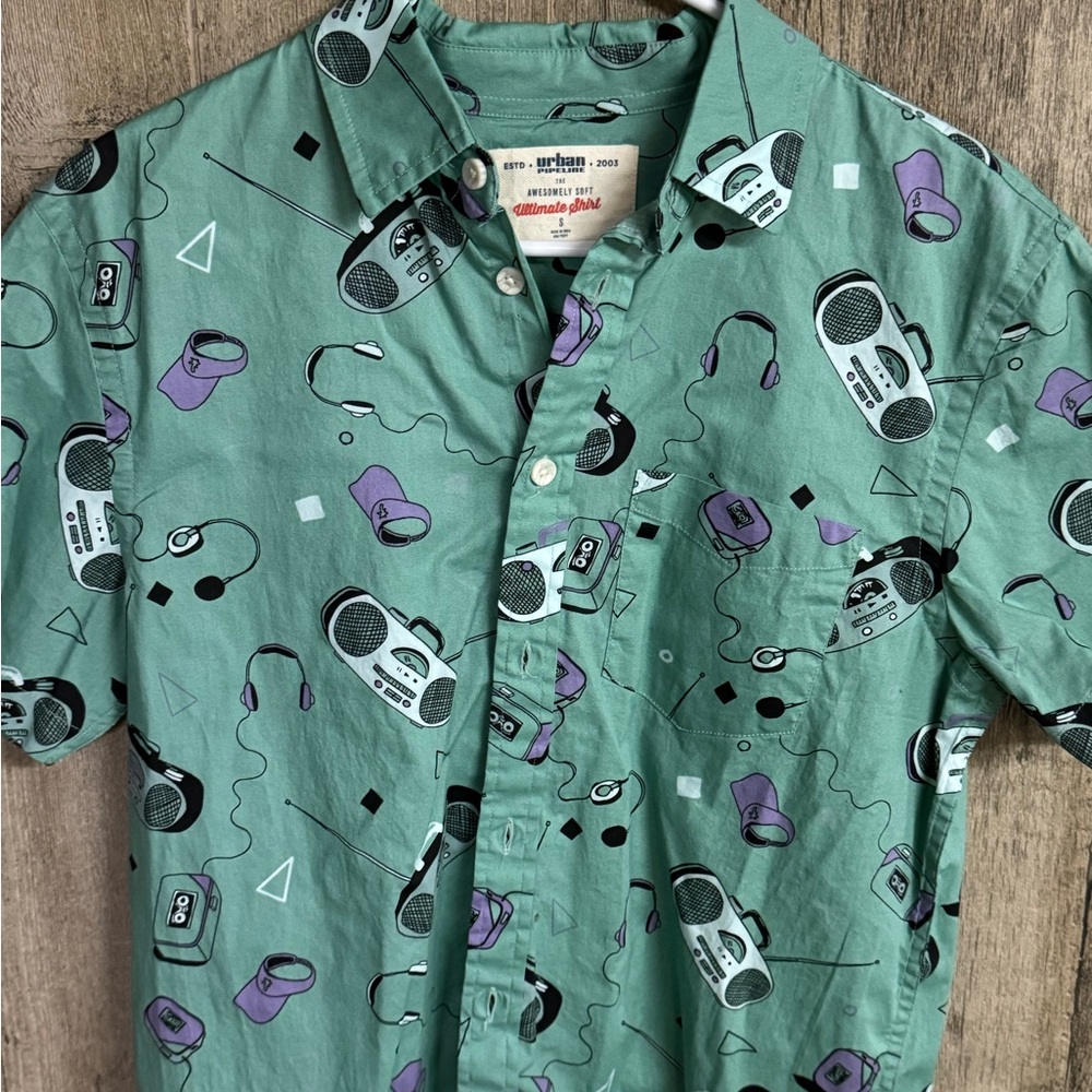 Urban Pipeline Green and Purple Graphic Men's Shirt